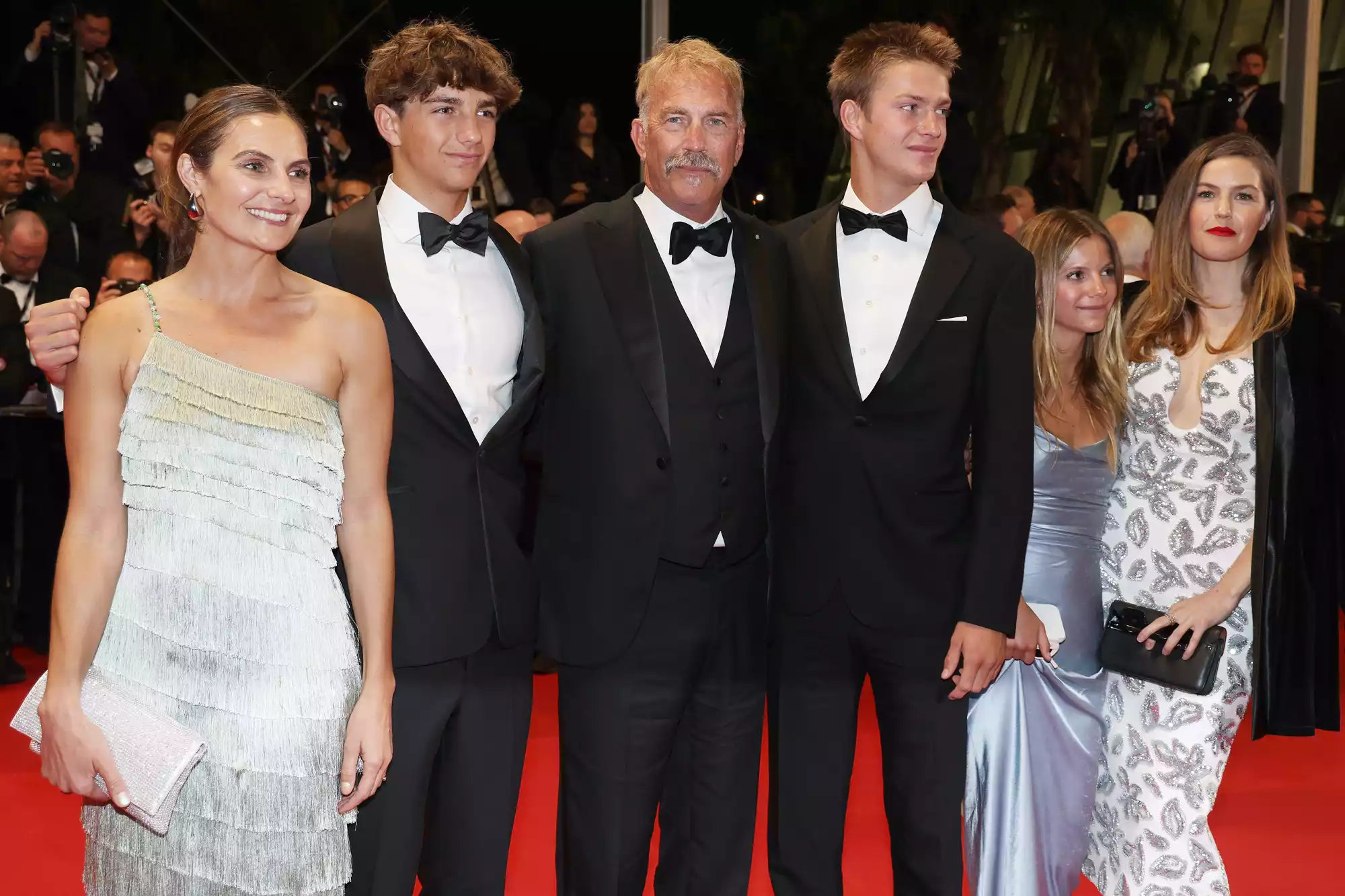 Kevin Costner Makes Rare Appearance With 5 Of His Kids As They Walk Red